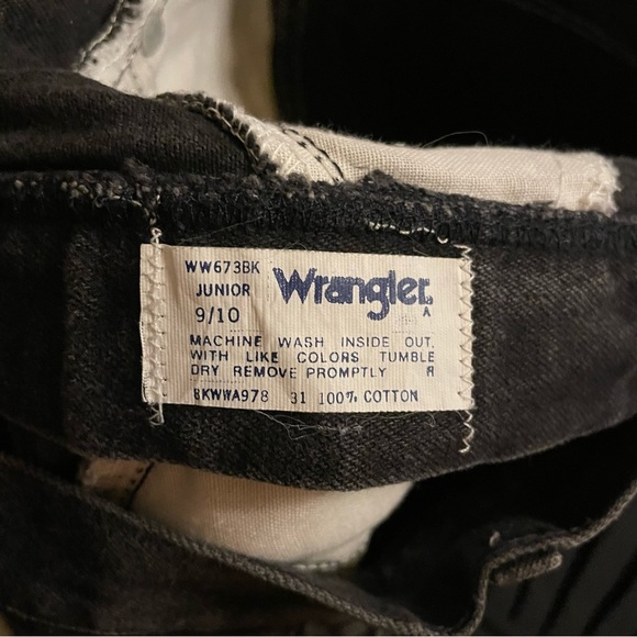 ✨Vintage Wrangler Skirt Re-Worked - Picture 8 of 10